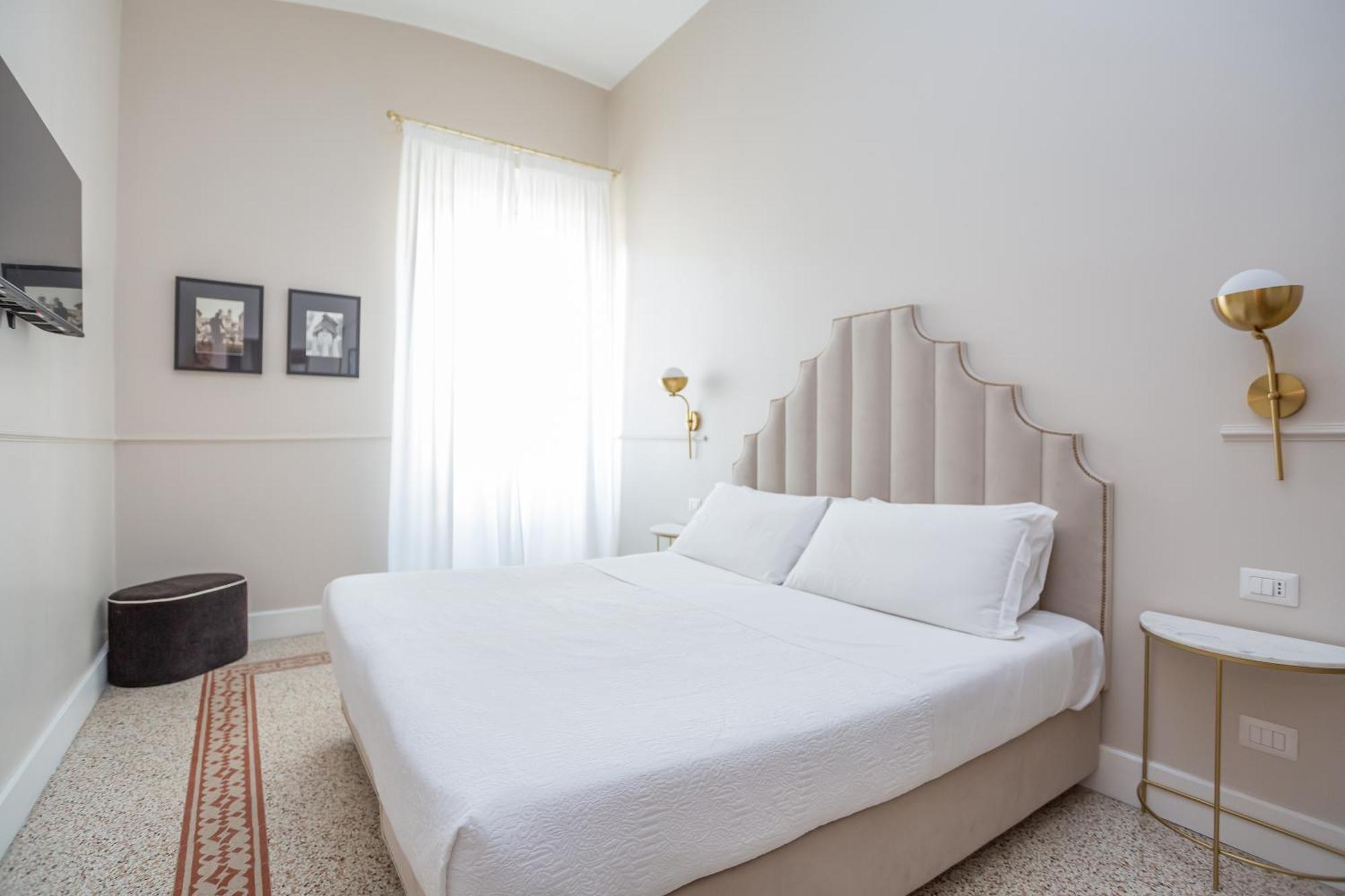 Daplace - La Mongolfiera Rooms In Navona Roma Ngoại thất bức ảnh